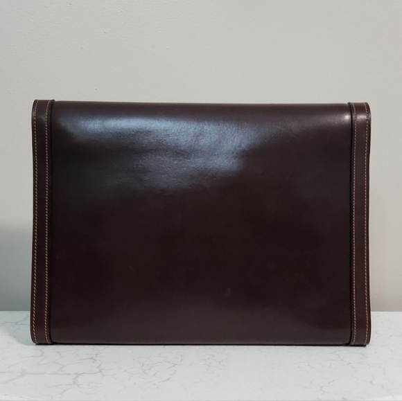 Vintage Gucci Chocolate Brown Leather Clutch - Picture 2 of 15